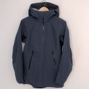 Arc’teryx Venda Anorak Goretex Shell size small